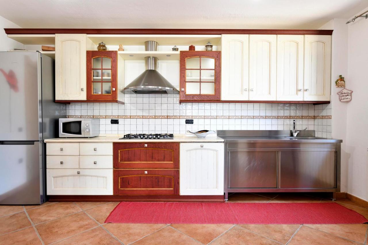 Casa Fralocci Holiday home *